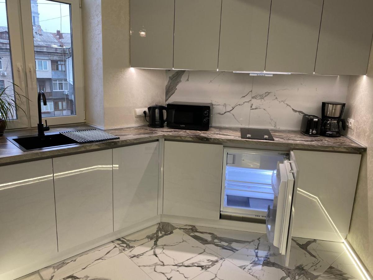 Panorama Luxury Apartment In The House With A Spire, A Historical Building In The City Centre Jarkov Exterior foto