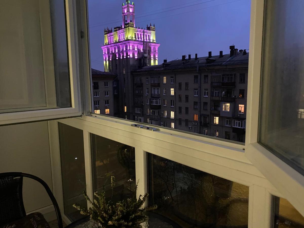 Panorama Luxury Apartment In The House With A Spire, A Historical Building In The City Centre Jarkov Exterior foto